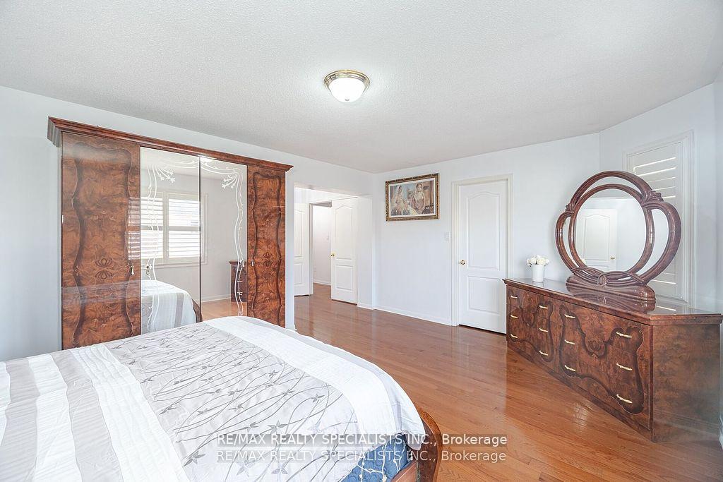 Photo 23 of 30 Latania Boulevard, Brampton, Vales of Castlemore — HOMEH