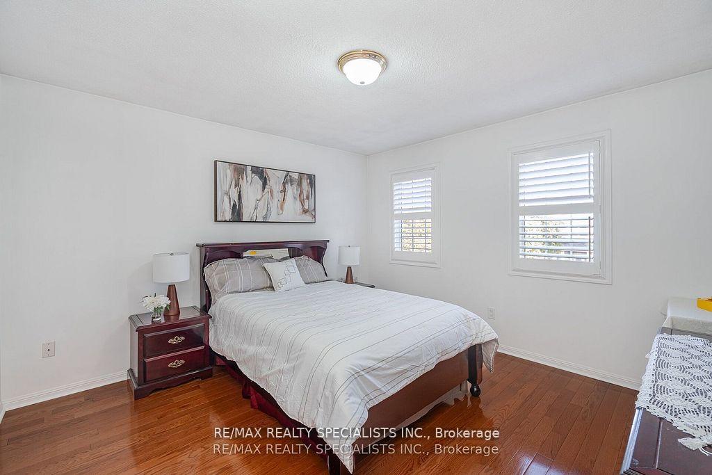 Photo 19 of 30 Latania Boulevard, Brampton, Vales of Castlemore — HOMEH