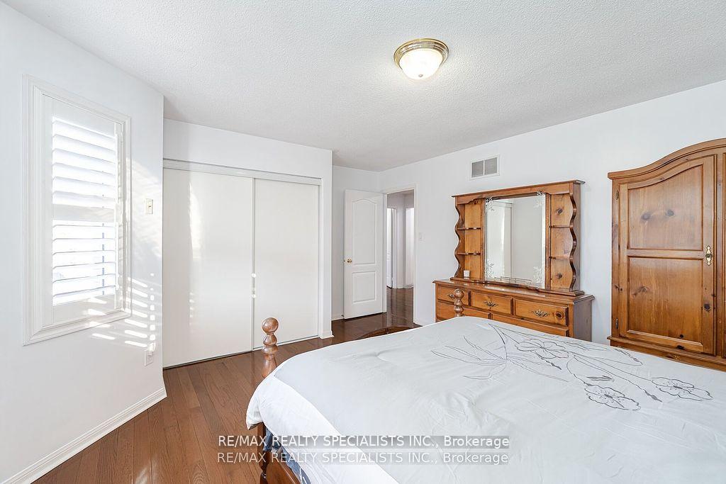 Photo 30 of 30 Latania Boulevard, Brampton, Vales of Castlemore — HOMEH