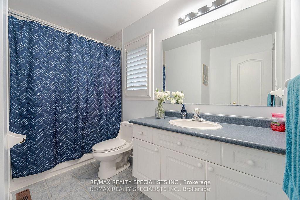 Photo 33 of 30 Latania Boulevard, Brampton, Vales of Castlemore — HOMEH