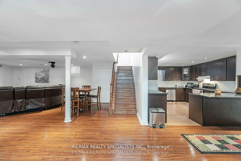Photo 26 of 30 Latania Boulevard, Brampton, Vales of Castlemore — HOMEH