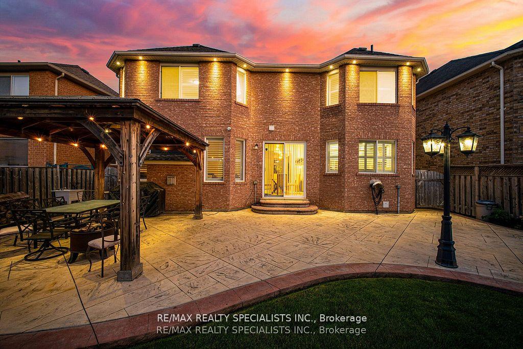 Photo 40 of 30 Latania Boulevard, Brampton, Vales of Castlemore — HOMEH