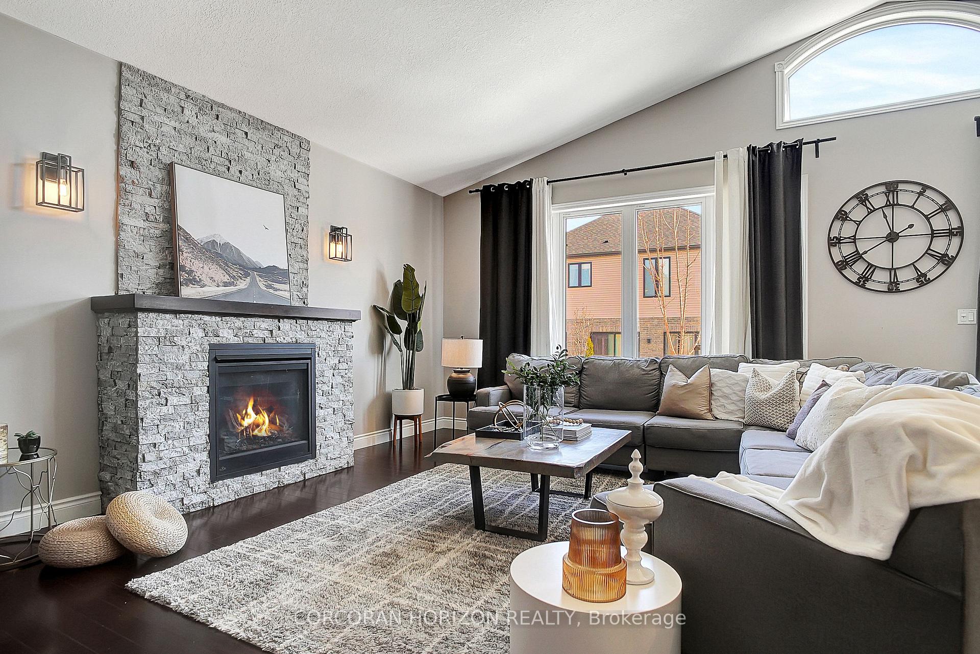 Photo 33 of 225 Carriage Way, Waterloo — HOMEH