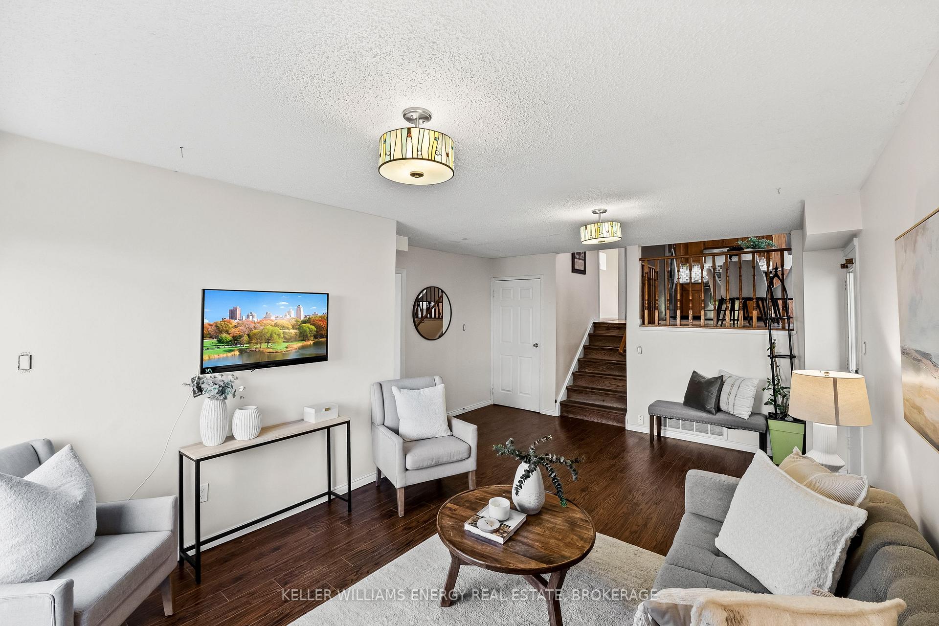 Photo 16 of 117 Bassett Boulevard, Whitby, Pringle Creek — HOMEH