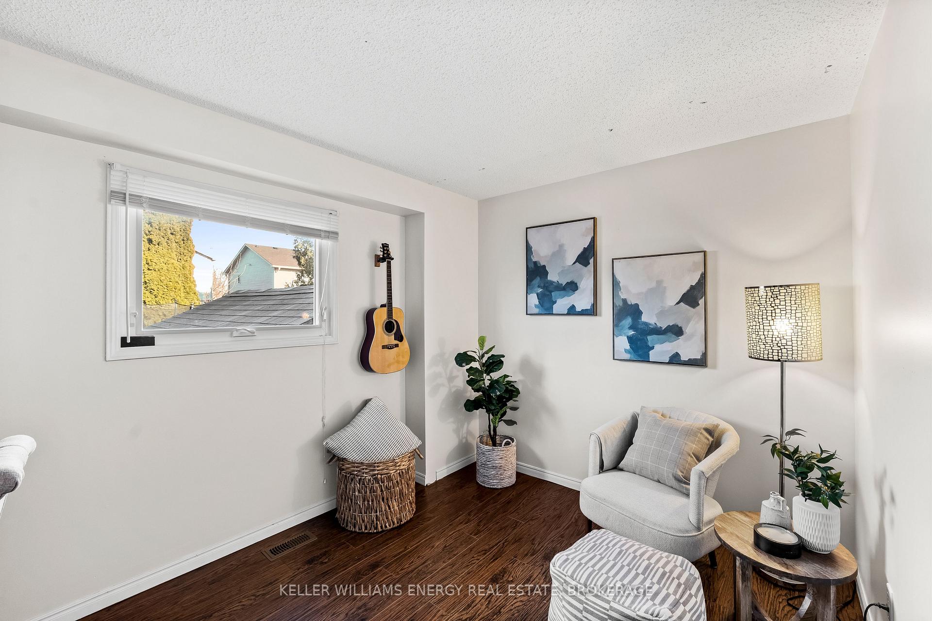 Photo 23 of 117 Bassett Boulevard, Whitby, Pringle Creek — HOMEH