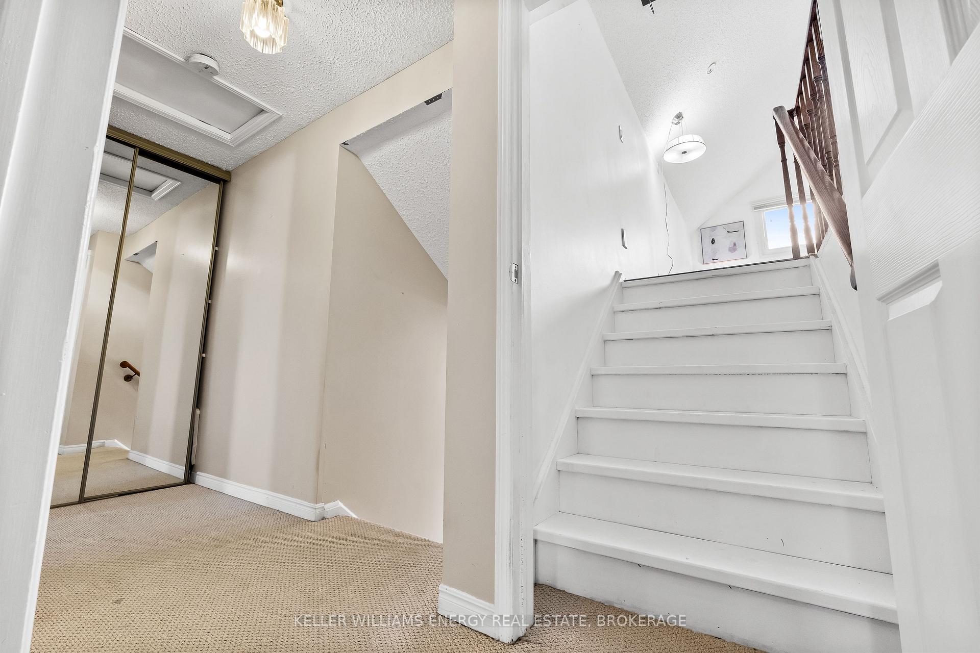 Photo 20 of 117 Bassett Boulevard, Whitby, Pringle Creek — HOMEH