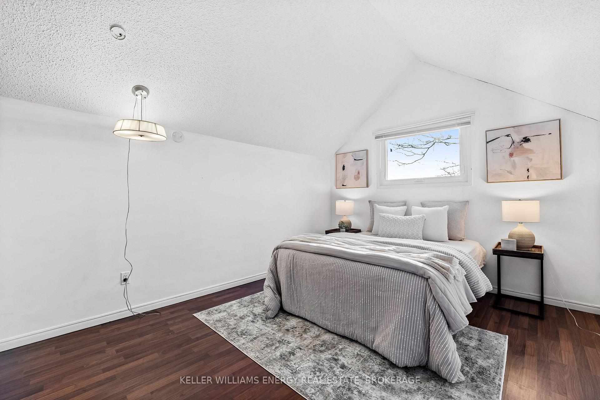 Photo 17 of 117 Bassett Boulevard, Whitby, Pringle Creek — HOMEH
