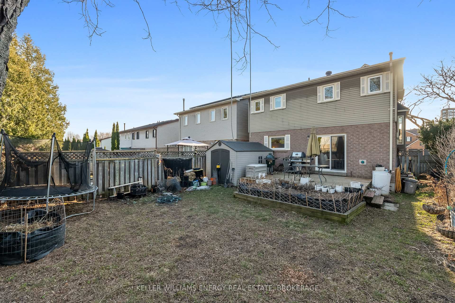 Photo 21 of 117 Bassett Boulevard, Whitby, Pringle Creek — HOMEH
