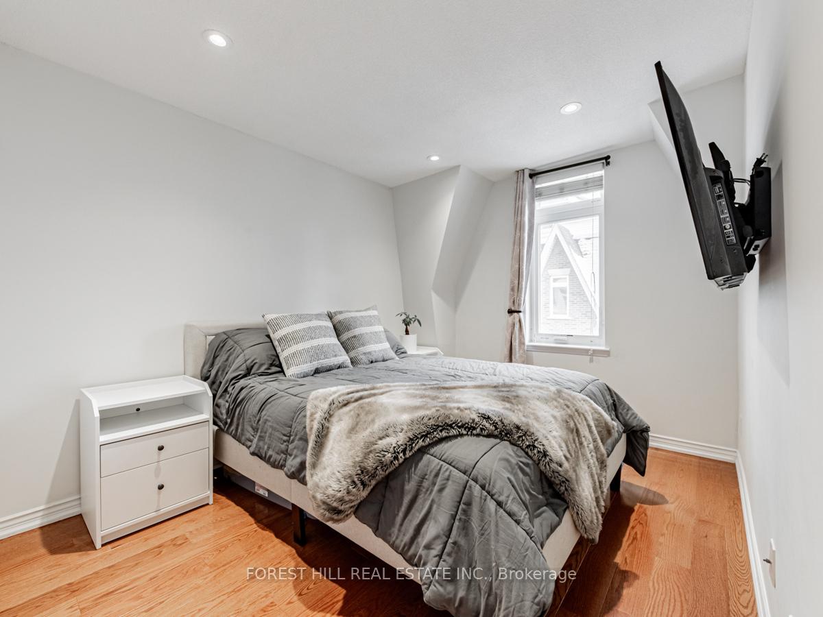 Photo 10 of Unit 17, 87 Lillian Street, Toronto, Mount Pleasant West — HOMEH