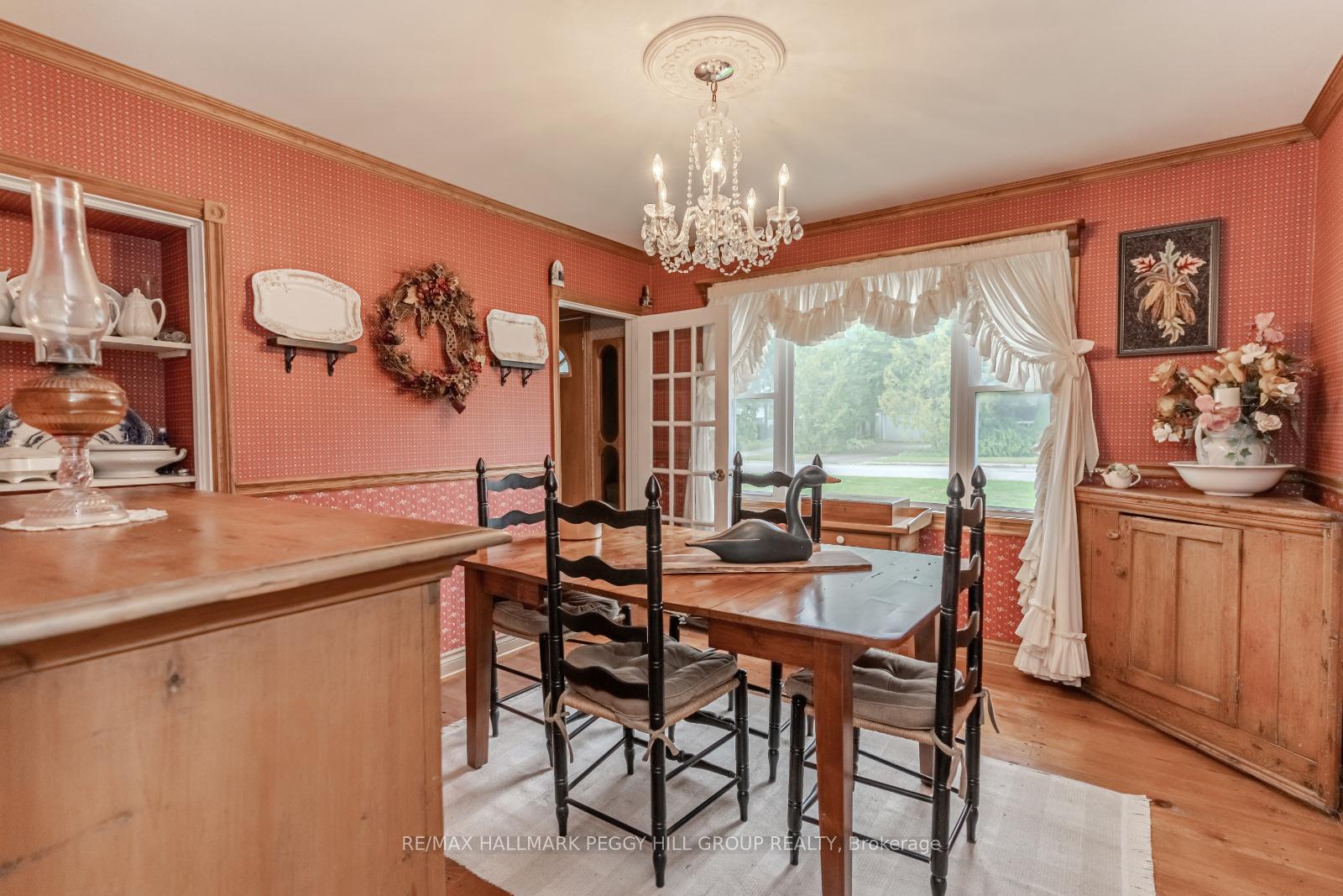 Photo 9 of 63 Nelson Street, Barrie, Codrington — HOMEH