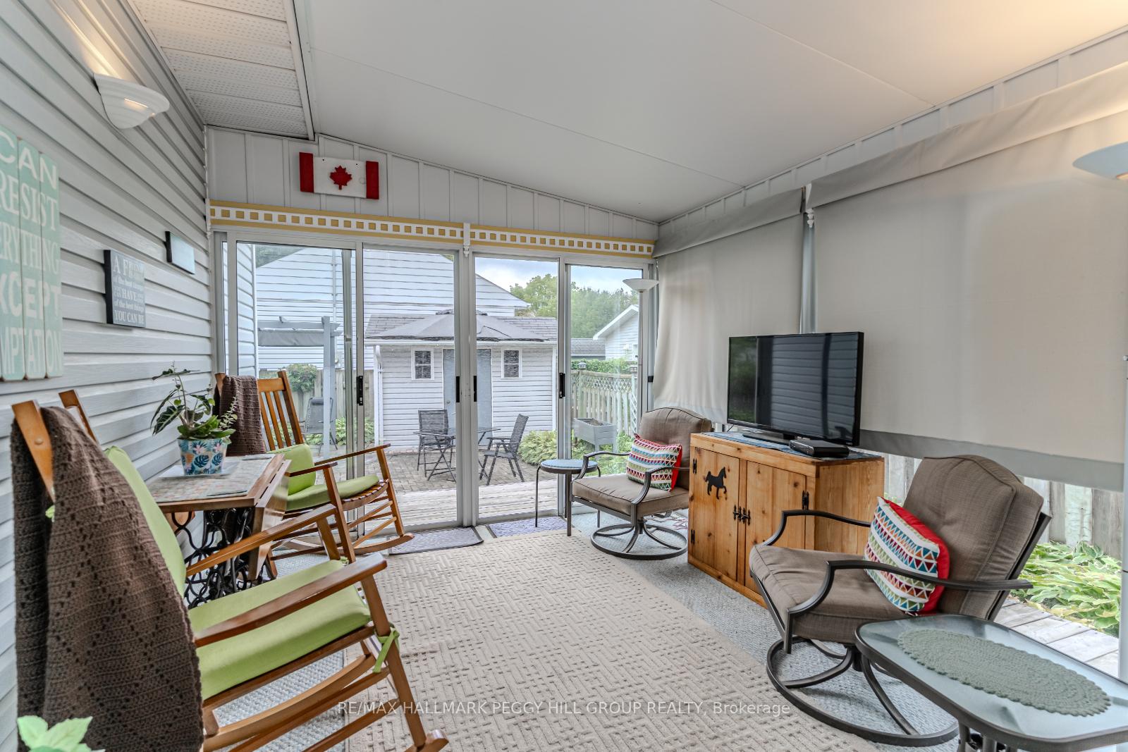 Photo 12 of 63 Nelson Street, Barrie, Codrington — HOMEH