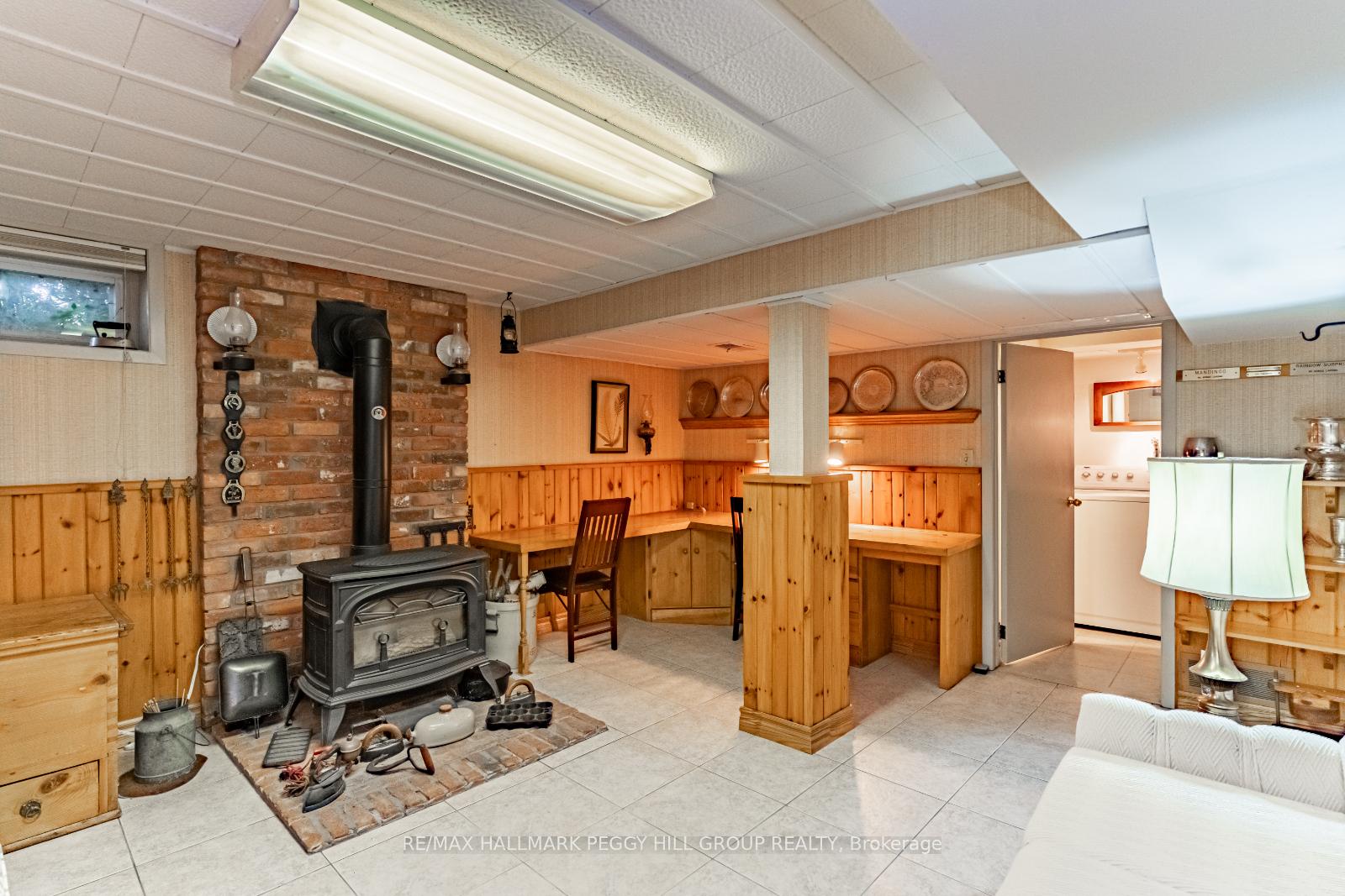 Photo 22 of 63 Nelson Street, Barrie, Codrington — HOMEH