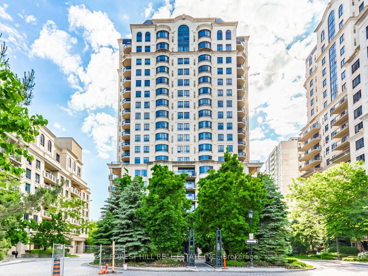 Front of Unit 1402, 660 Sheppard Avenue E