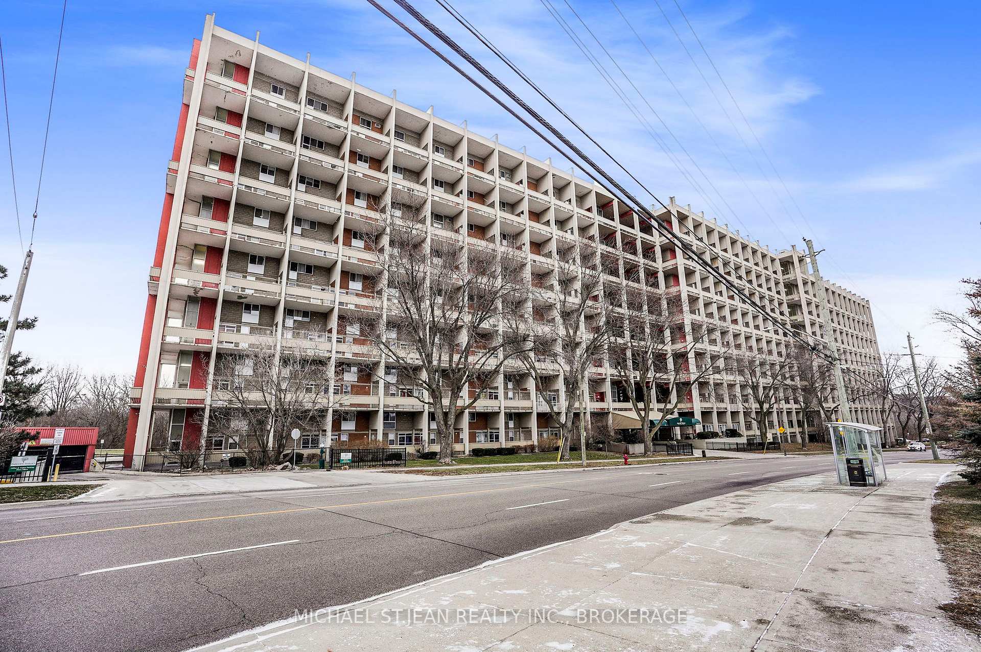 Photo 8 of Unit 832, 350 Quigley Road, Hamilton, Vincent — HOMEH