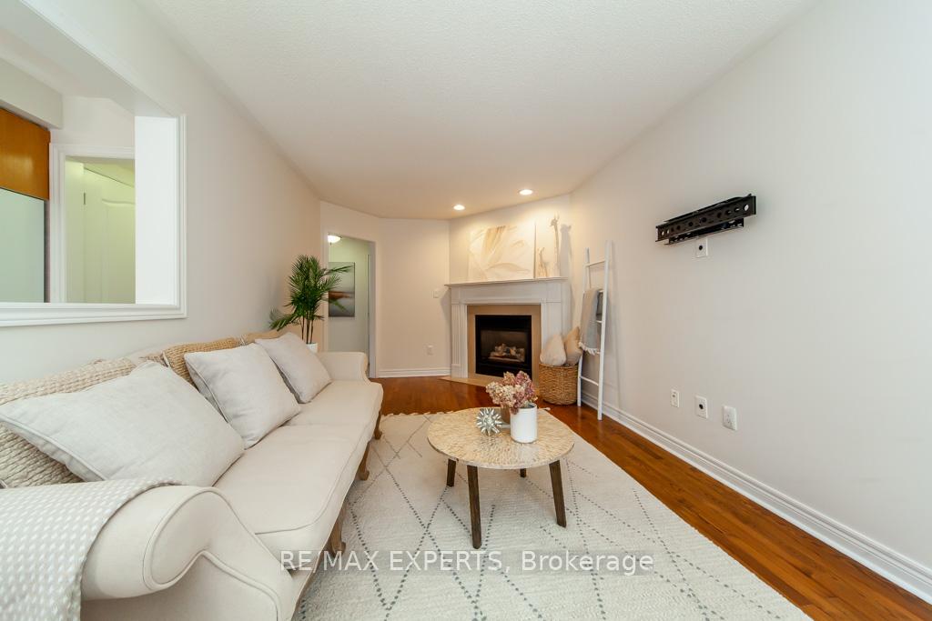 Photo 10 of 14 Plummer Road, Caledon, Bolton West — HOMEH
