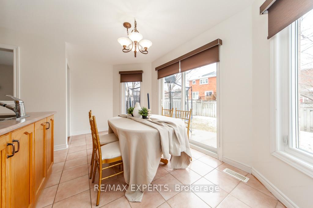Photo 21 of 14 Plummer Road, Caledon, Bolton West — HOMEH