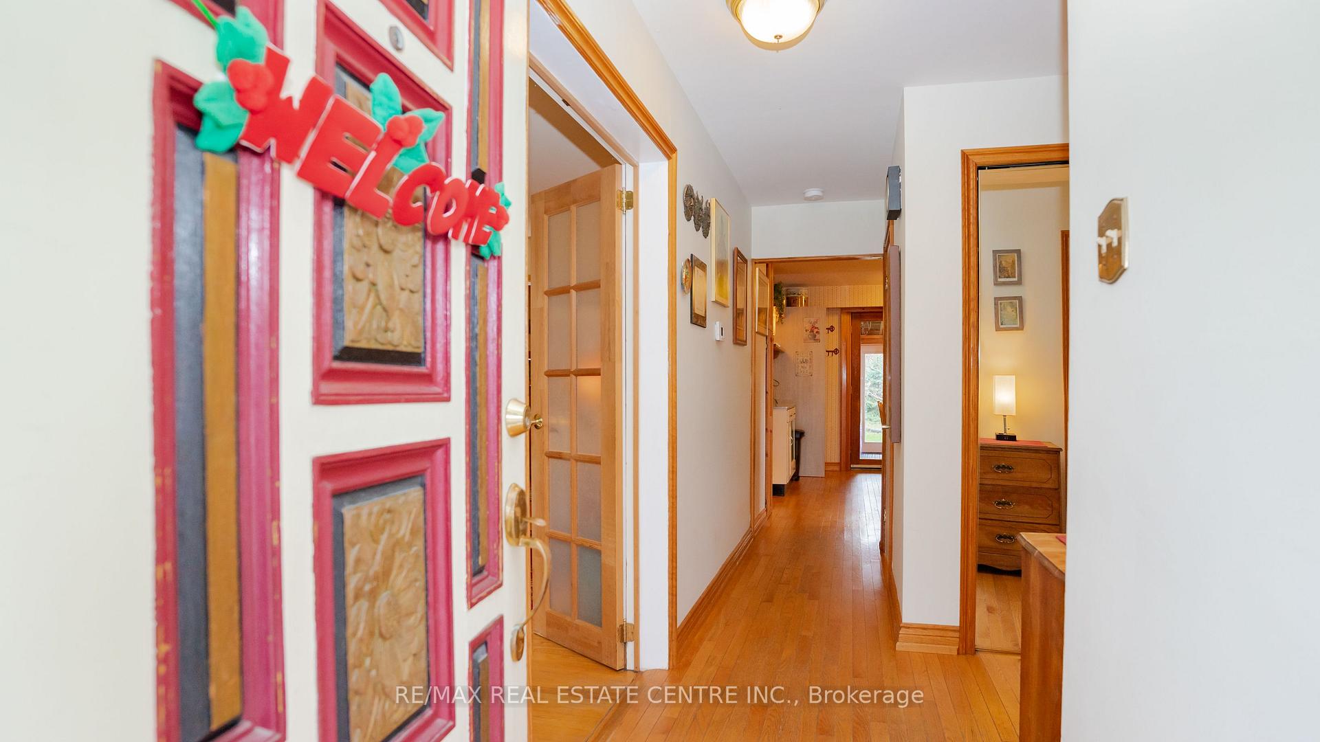Photo 3 of 73 Brentwood Drive, Brampton, Avondale — HOMEH