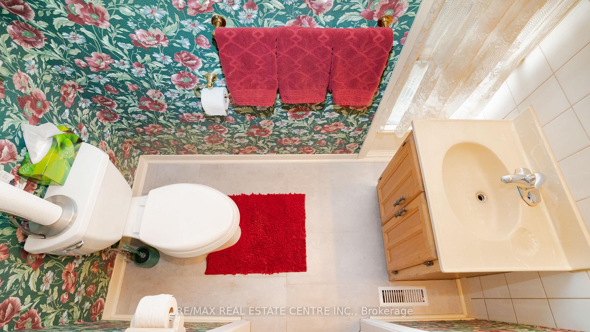 Photo 33 of 73 Brentwood Drive, Brampton, Avondale — HOMEH