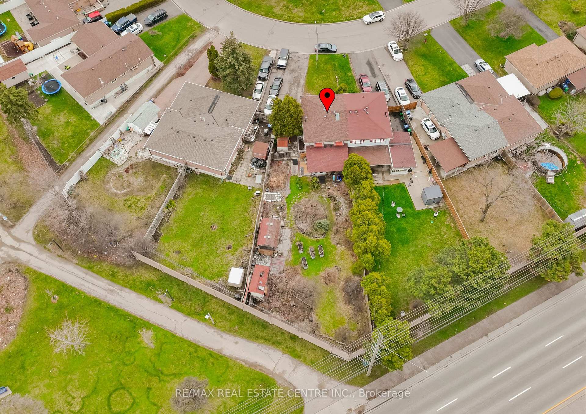 Photo 21 of 73 Brentwood Drive, Brampton, Avondale — HOMEH