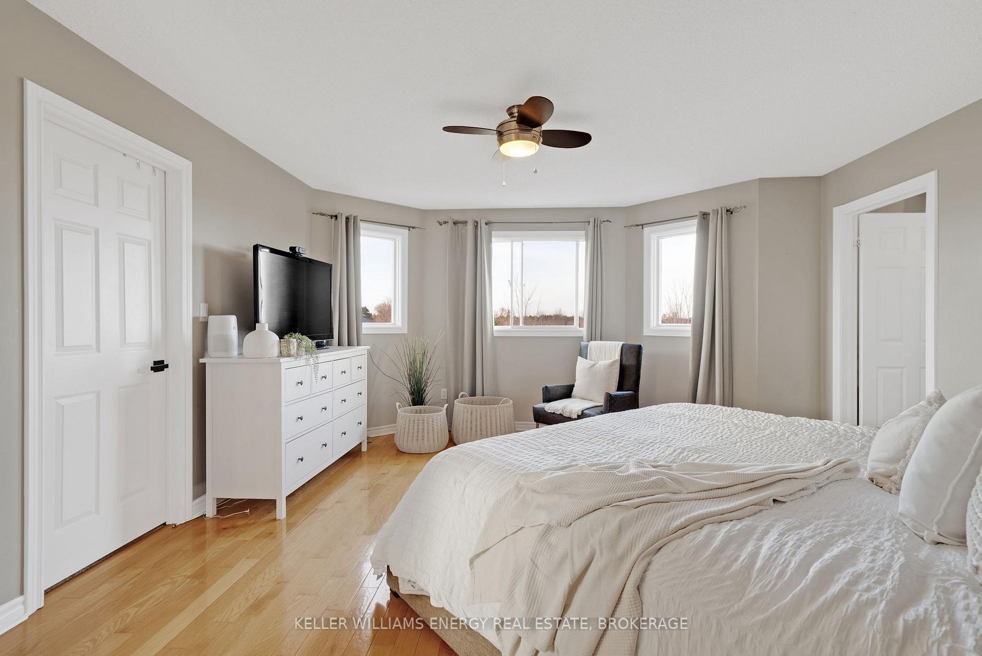 Photo 18 of 2100 Stornoway Street, Oshawa, Kedron — HOMEH