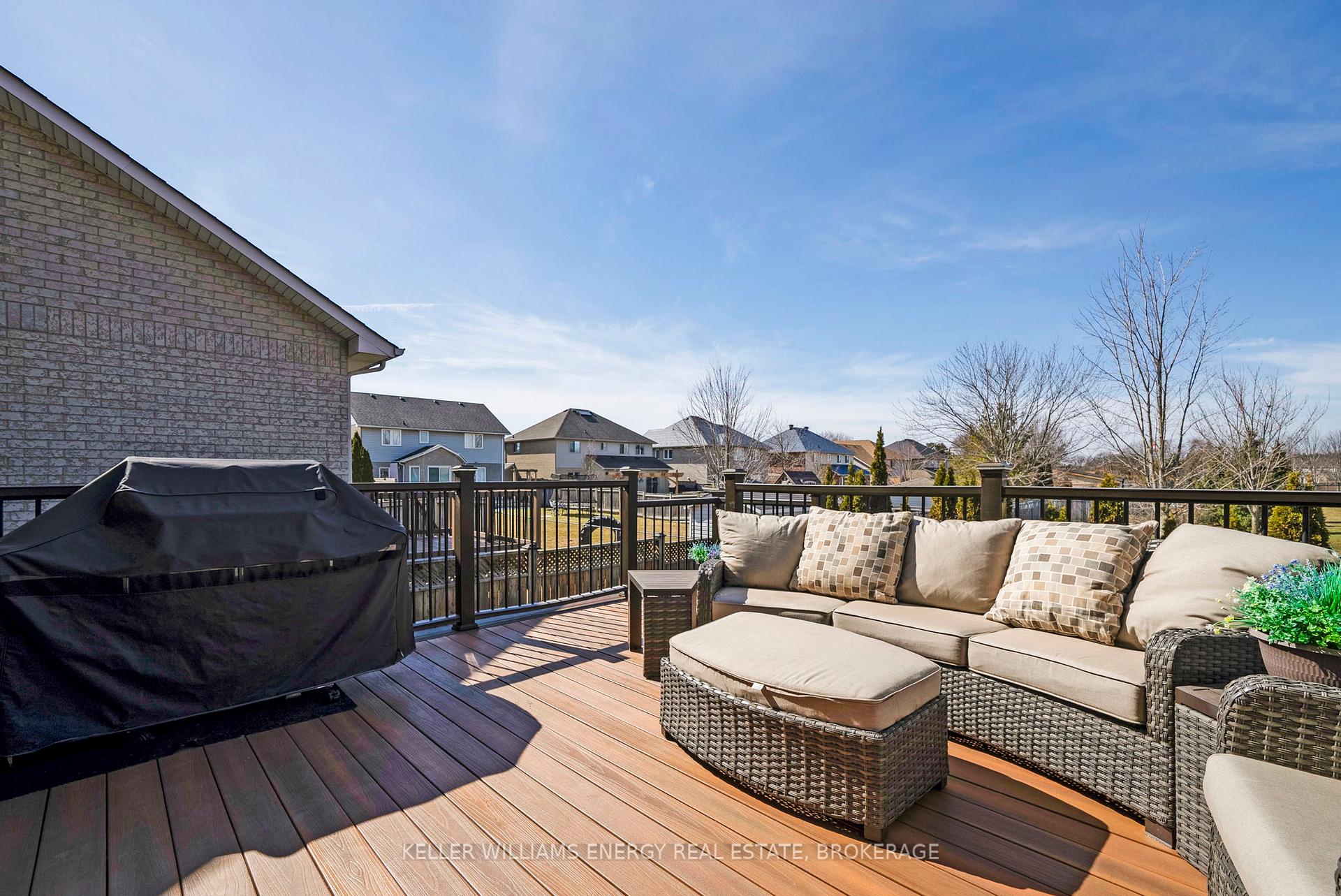 Photo 42 of 2100 Stornoway Street, Oshawa, Kedron — HOMEH