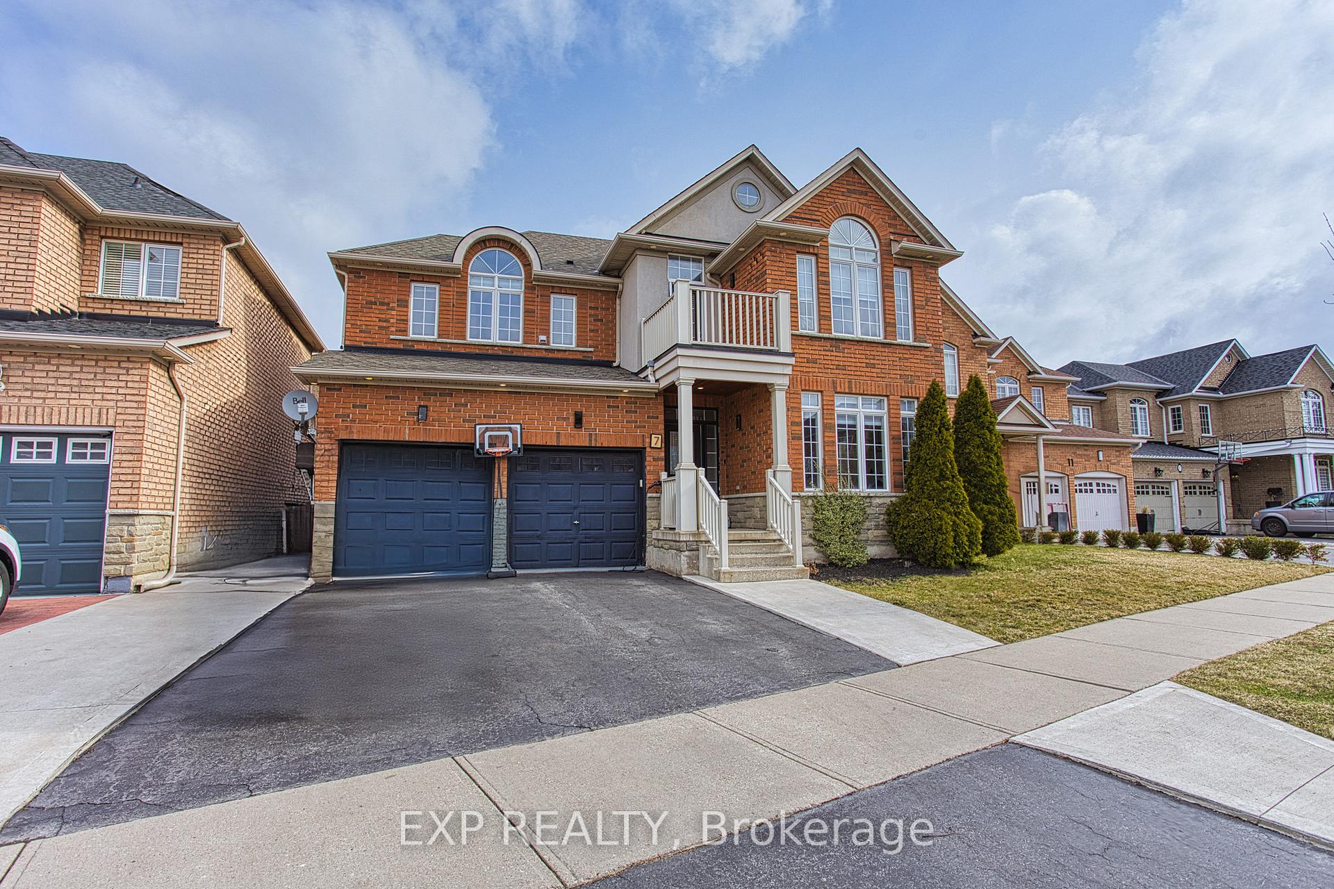 Photo 8 of 7 Panorama Way, Hamilton, Stoney Creek — HOMEH