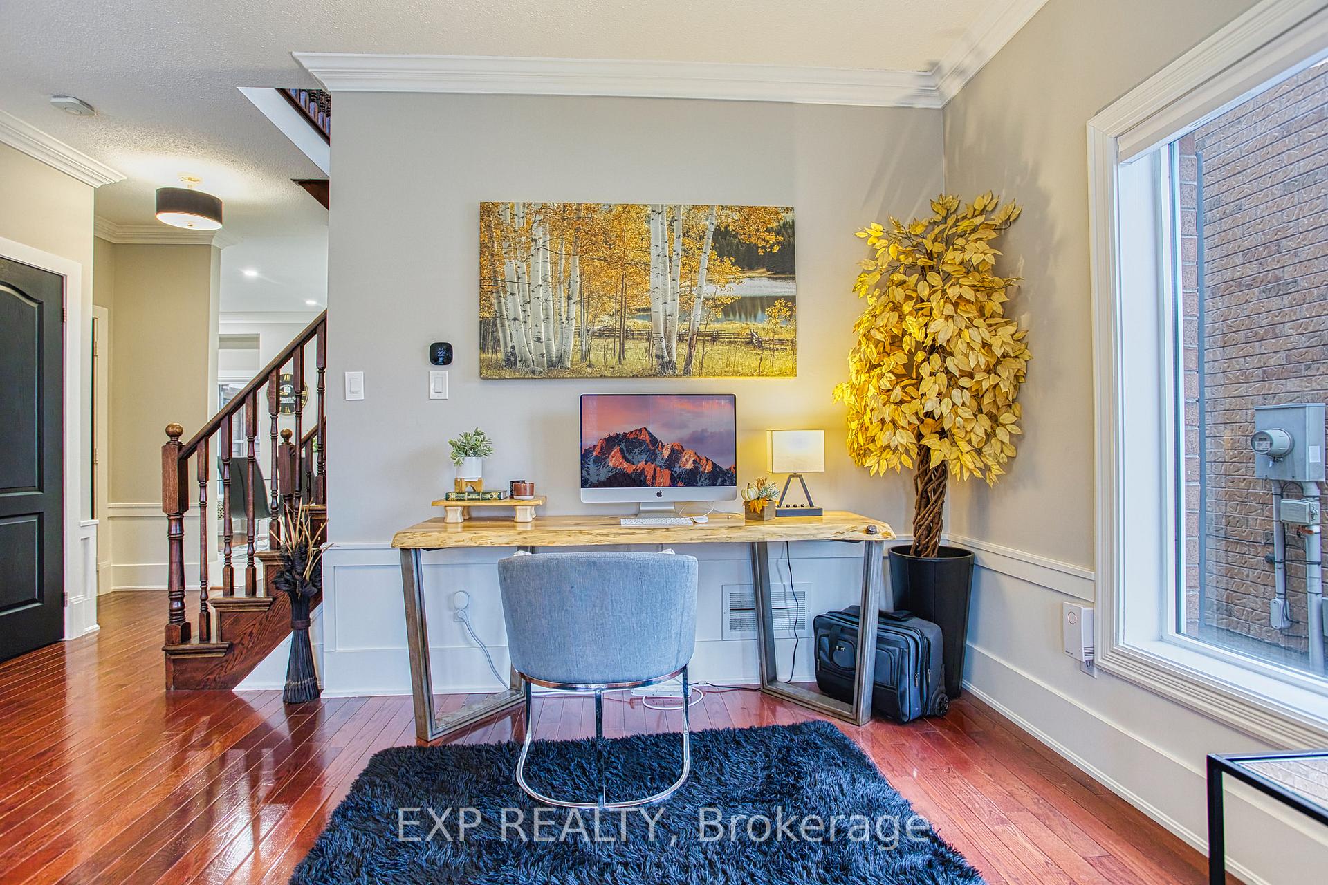 Photo 3 of 7 Panorama Way, Hamilton, Stoney Creek — HOMEH
