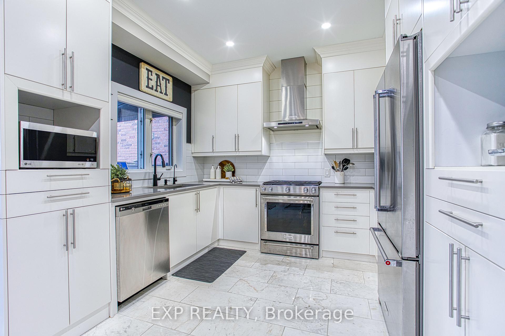 Photo 18 of 7 Panorama Way, Hamilton, Stoney Creek — HOMEH