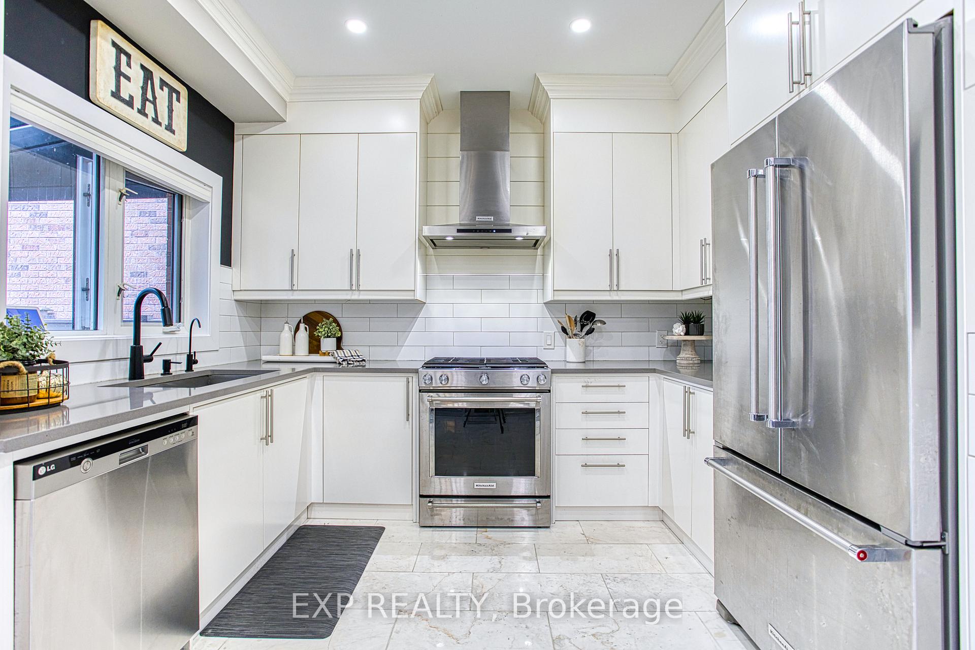Photo 14 of 7 Panorama Way, Hamilton, Stoney Creek — HOMEH