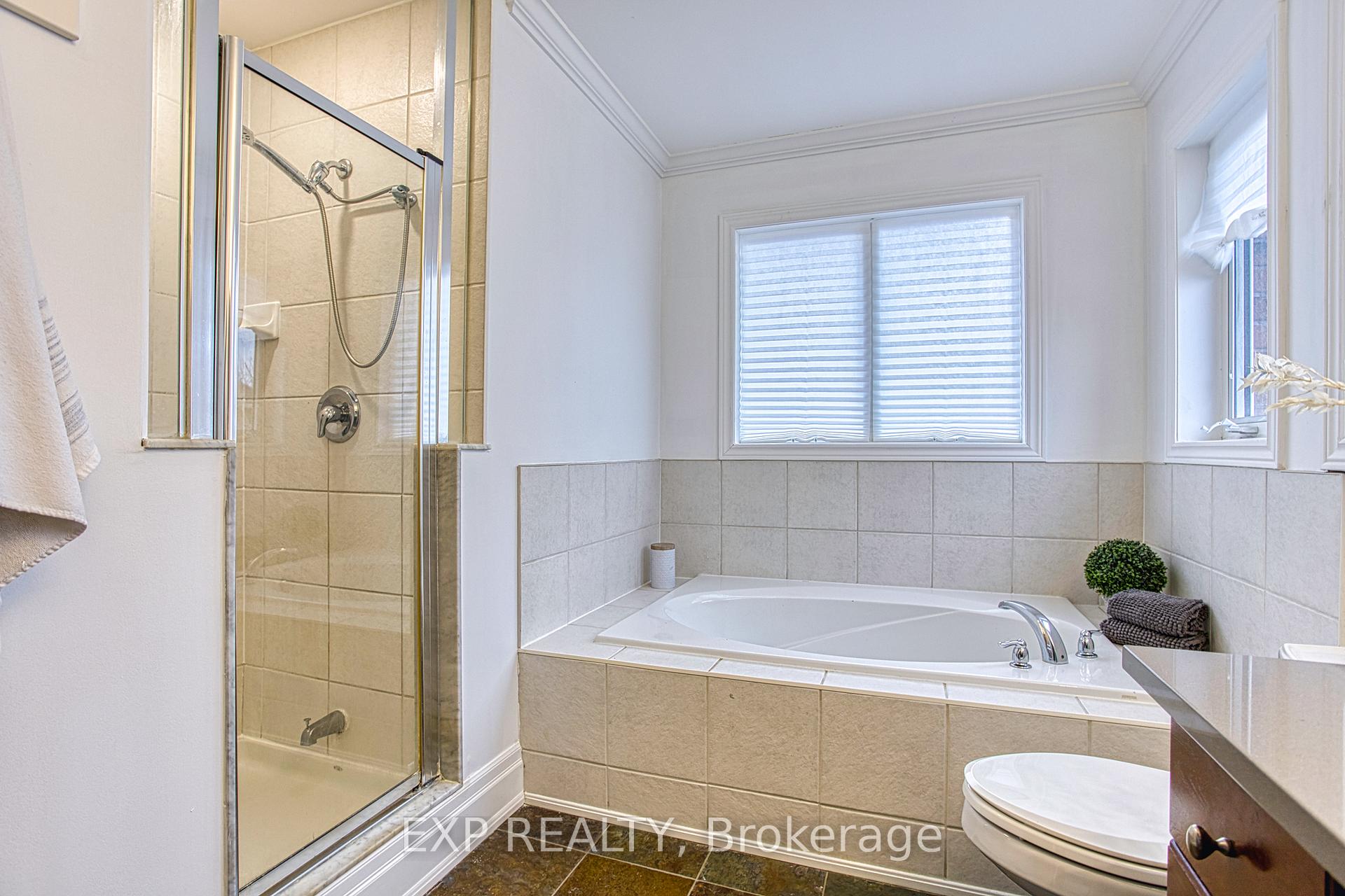 Photo 30 of 7 Panorama Way, Hamilton, Stoney Creek — HOMEH