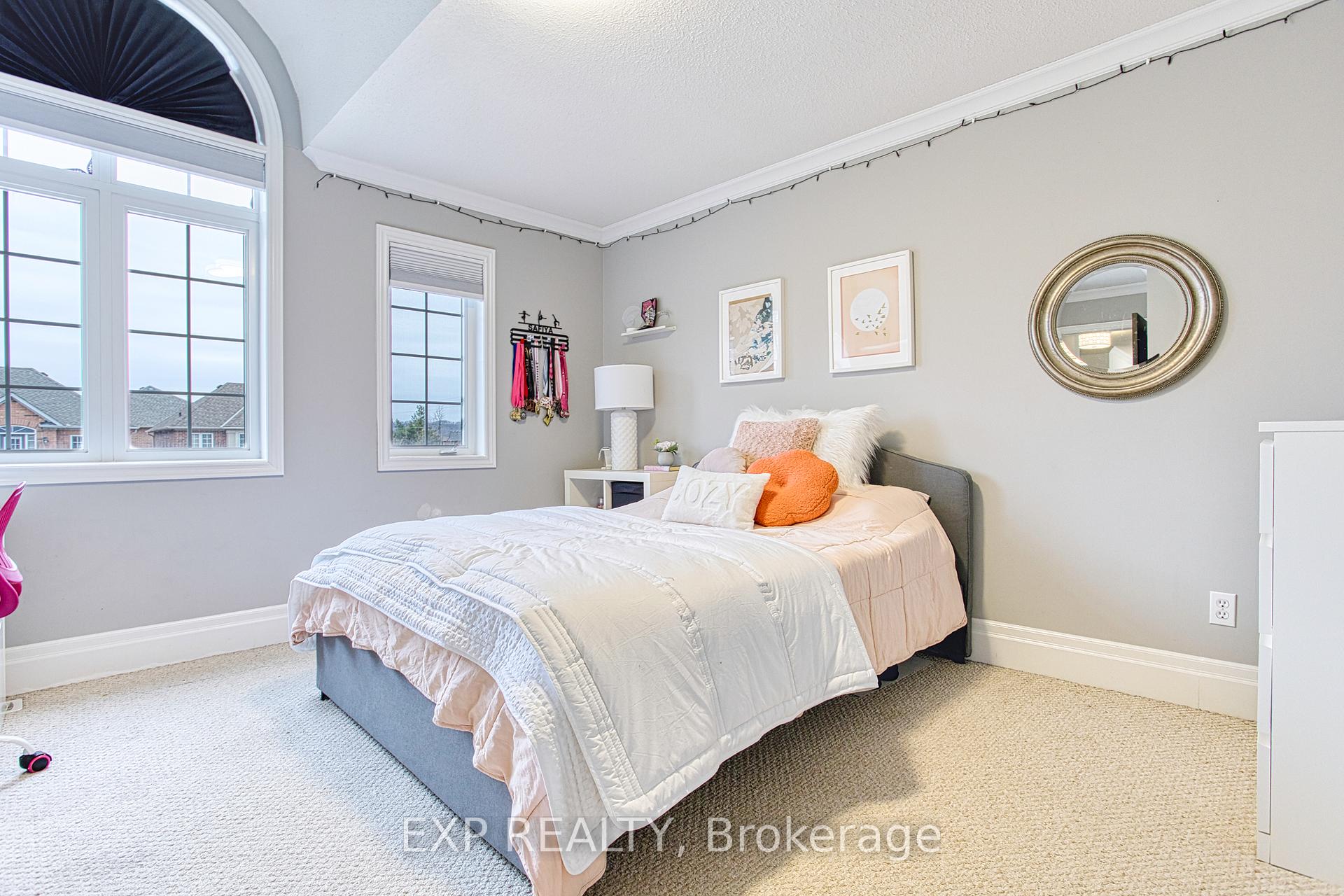 Photo 29 of 7 Panorama Way, Hamilton, Stoney Creek — HOMEH