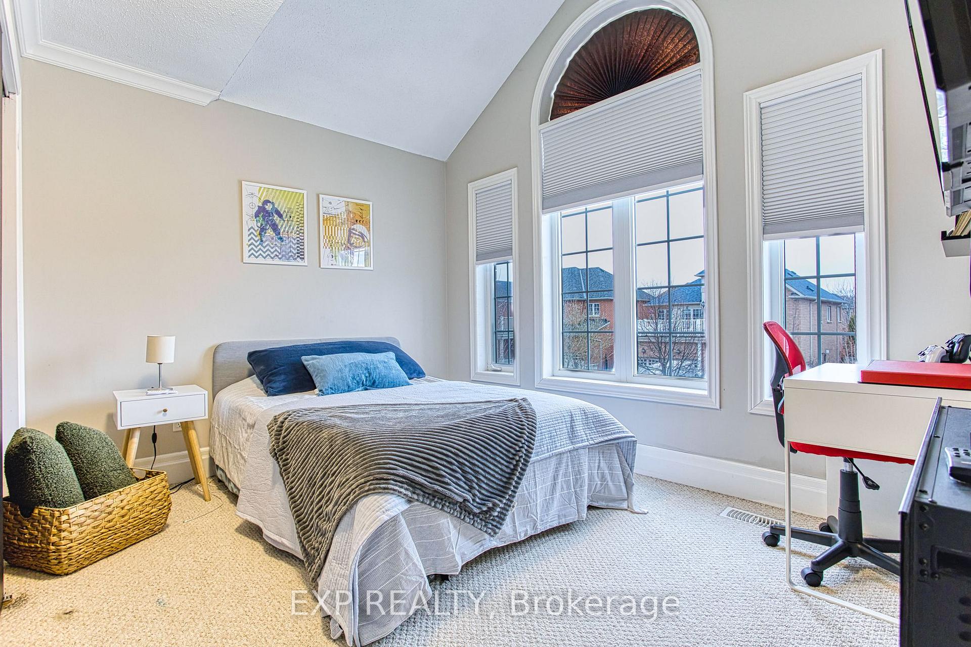 Photo 47 of 7 Panorama Way, Hamilton, Stoney Creek — HOMEH
