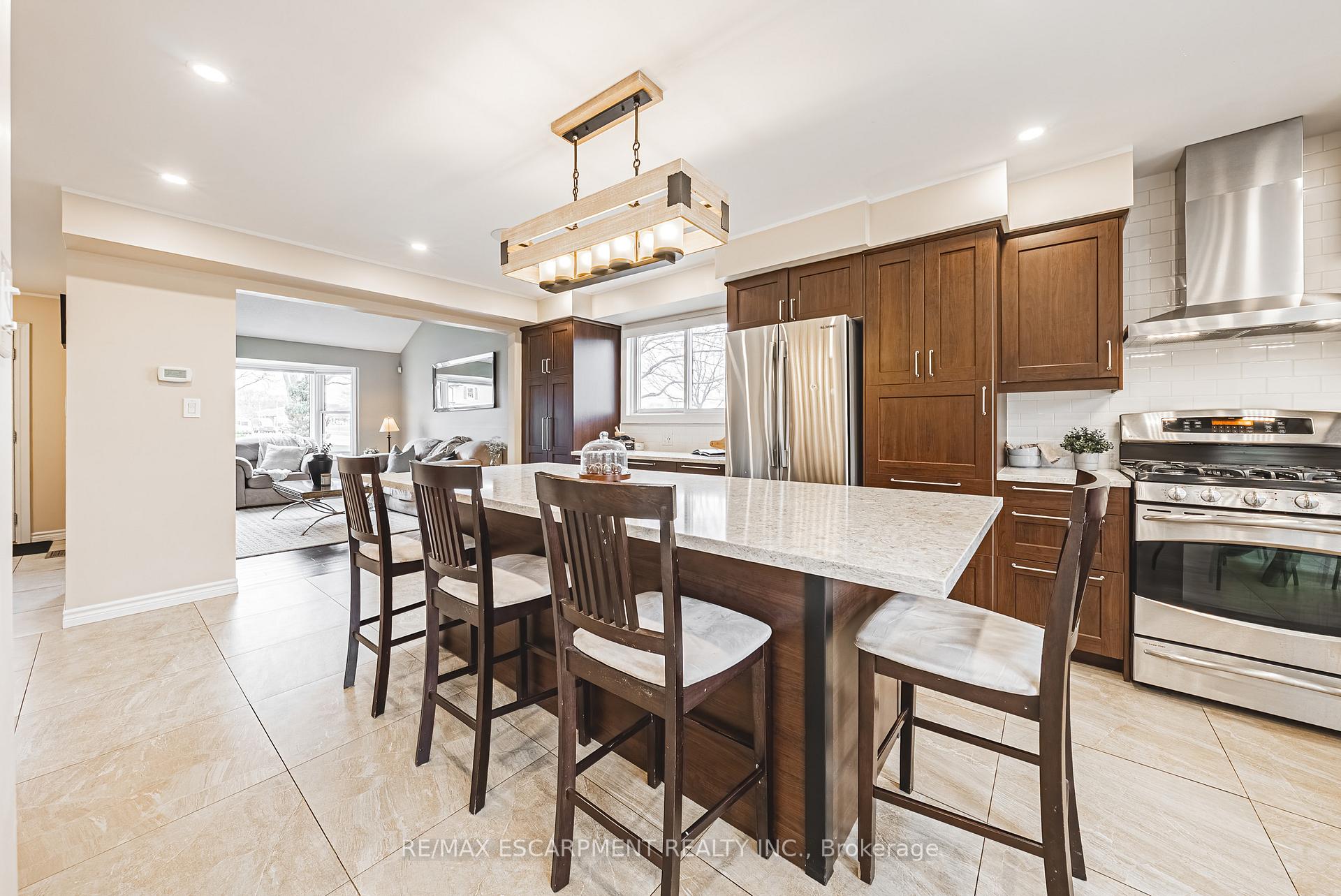 Photo 15 of 1 Charing Drive, Hamilton, Rushdale — HOMEH