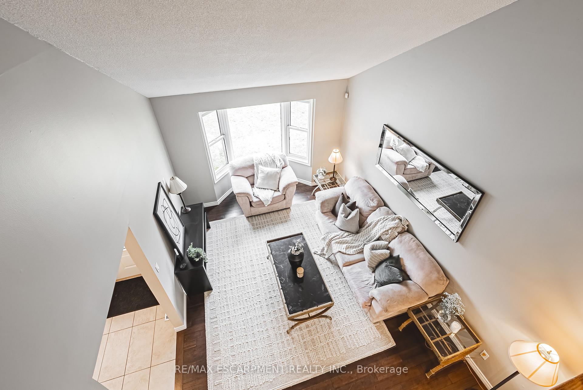 Photo 35 of 1 Charing Drive, Hamilton, Rushdale — HOMEH