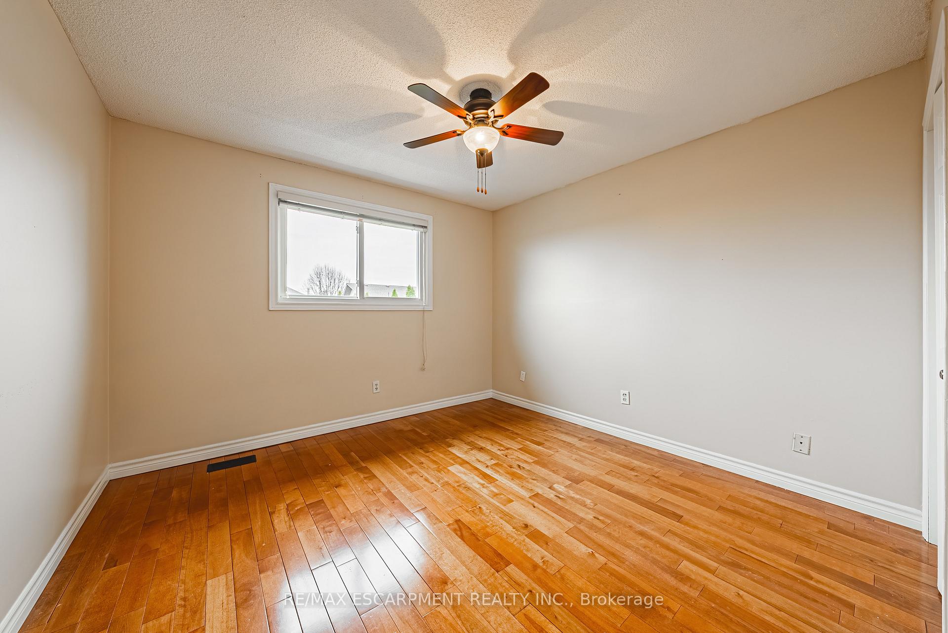 Photo 26 of 1 Charing Drive, Hamilton, Rushdale — HOMEH