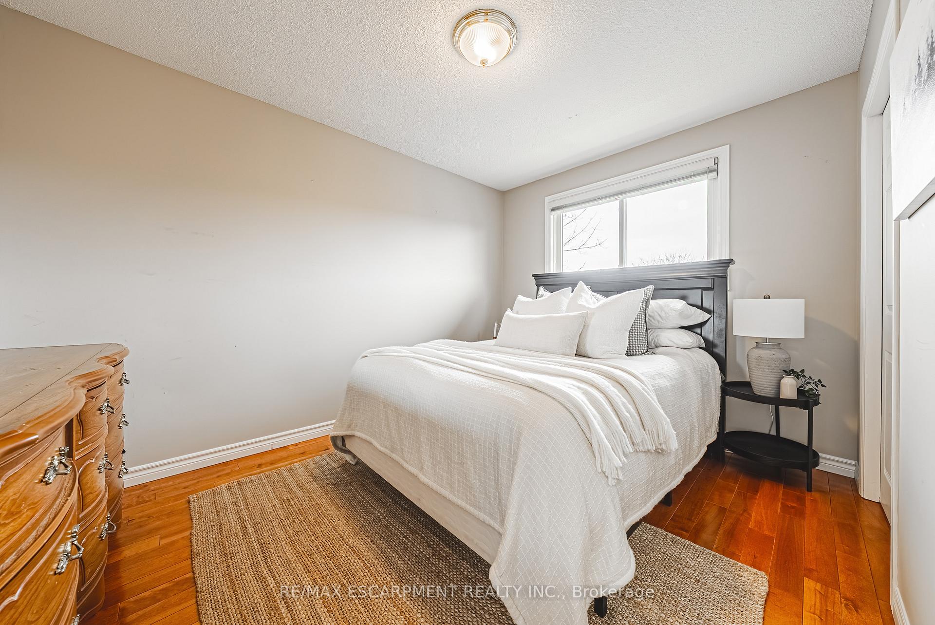 Photo 34 of 1 Charing Drive, Hamilton, Rushdale — HOMEH