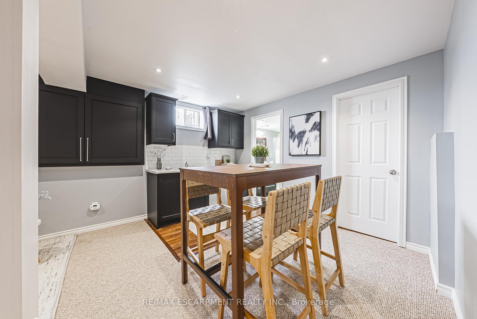 Photo 36 of 1 Charing Drive, Hamilton, Rushdale — HOMEH