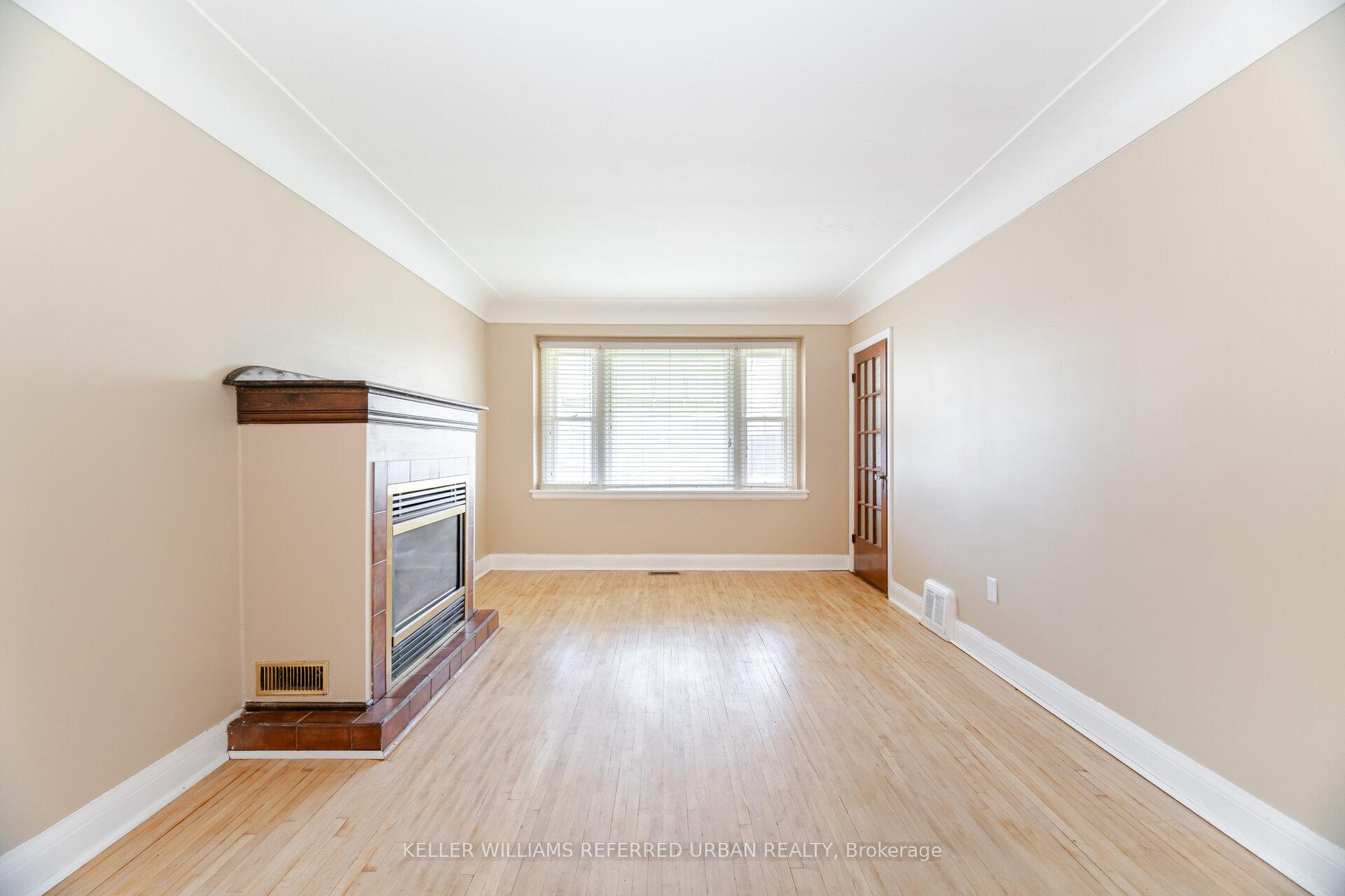Photo 4 of 102 East 26th Street, Hamilton, Eastmount — HOMEH