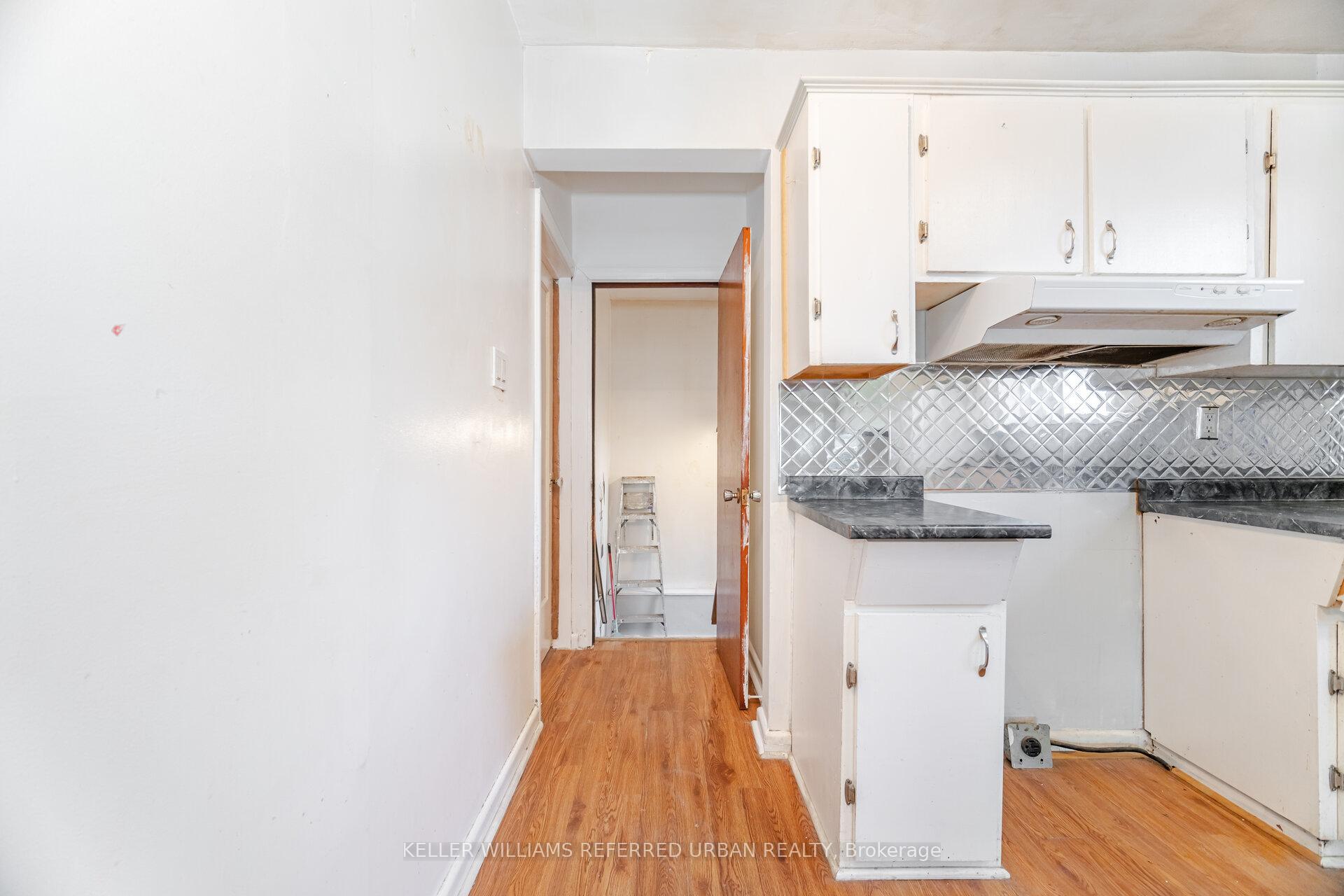 Photo 21 of 102 East 26th Street, Hamilton, Eastmount — HOMEH