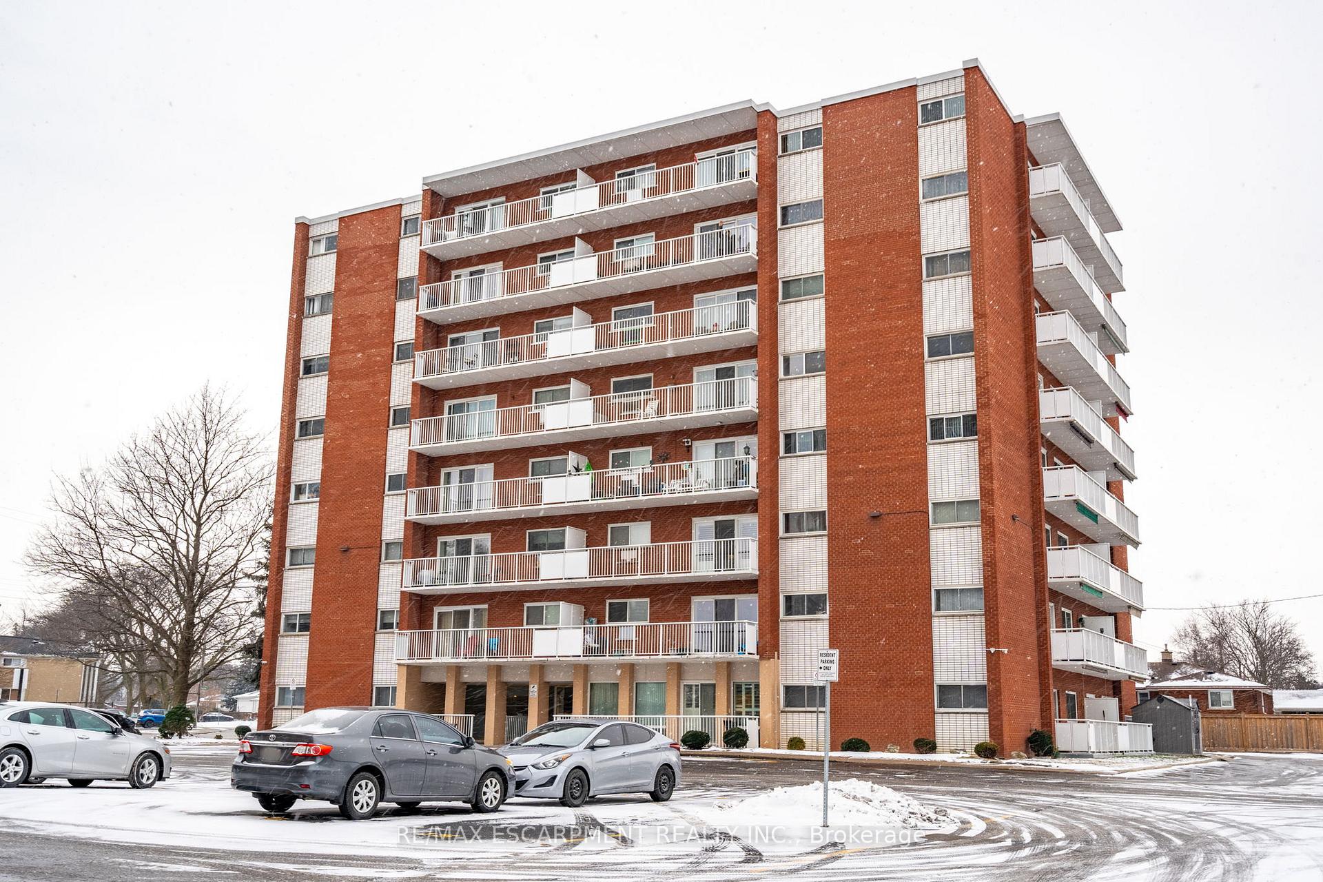 Photo 1 of Unit 304, 10 Woodman Drive S, Hamilton, Greenford — HOMEH