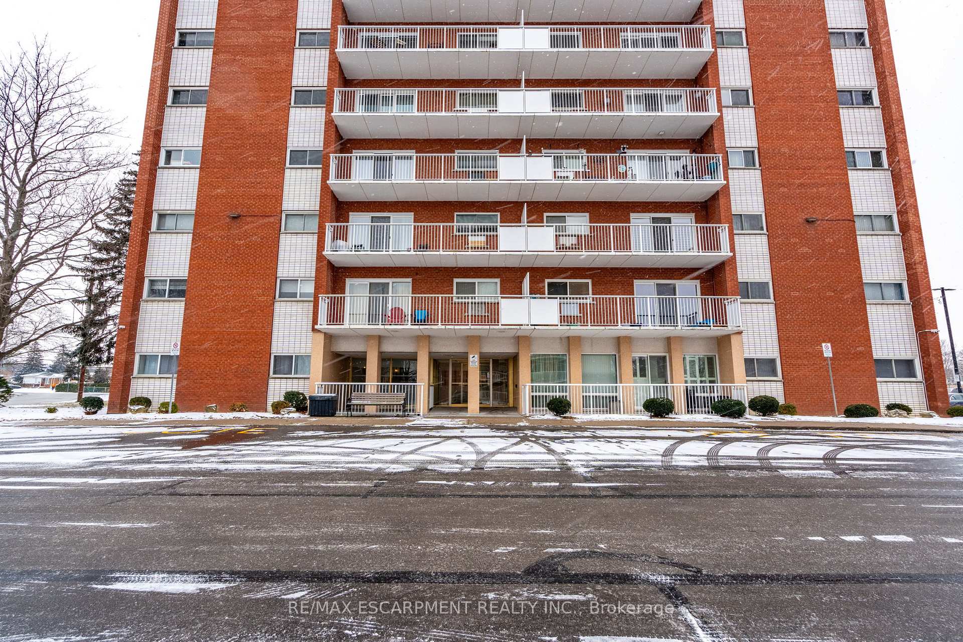 Photo 19 of Unit 304, 10 Woodman Drive S, Hamilton, Greenford — HOMEH