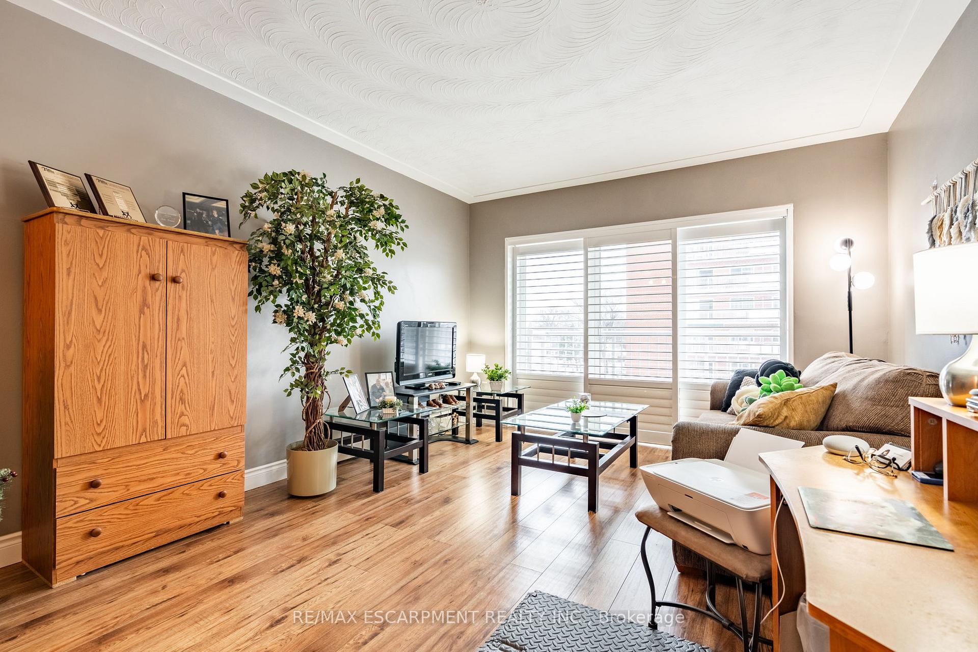 Photo 23 of Unit 304, 10 Woodman Drive S, Hamilton, Greenford — HOMEH