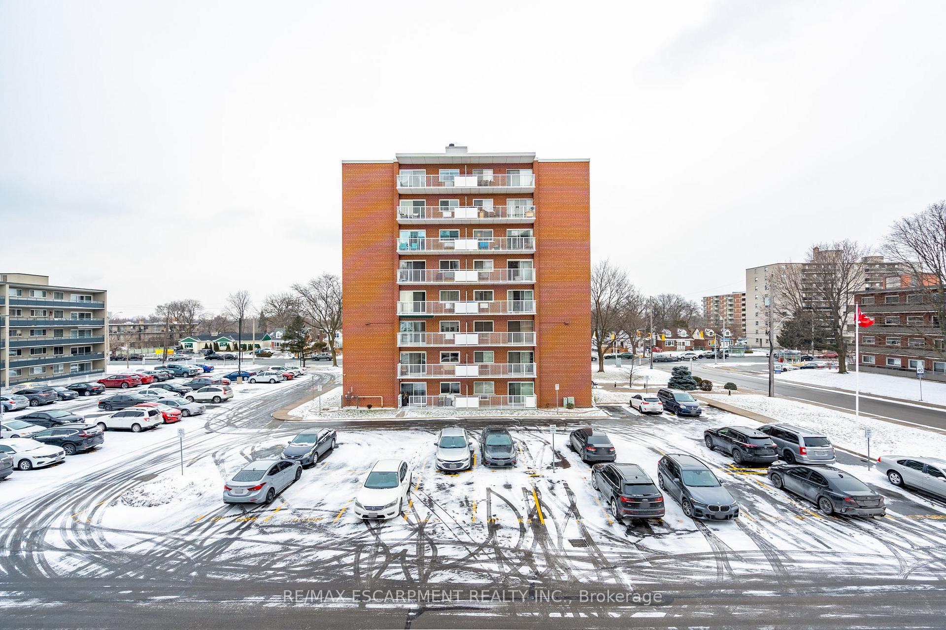 Photo 24 of Unit 304, 10 Woodman Drive S, Hamilton, Greenford — HOMEH