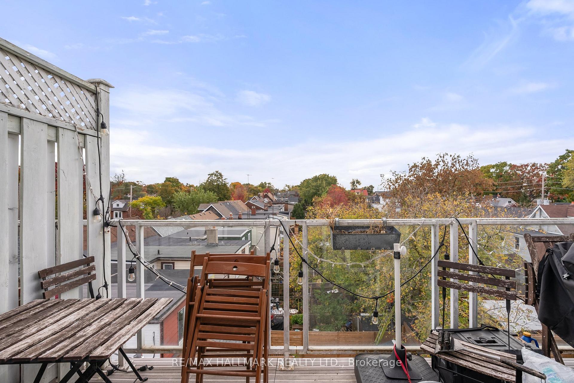 Photo 11 of 2151 Danforth Avenue, Toronto, East End-Danforth — HOMEH