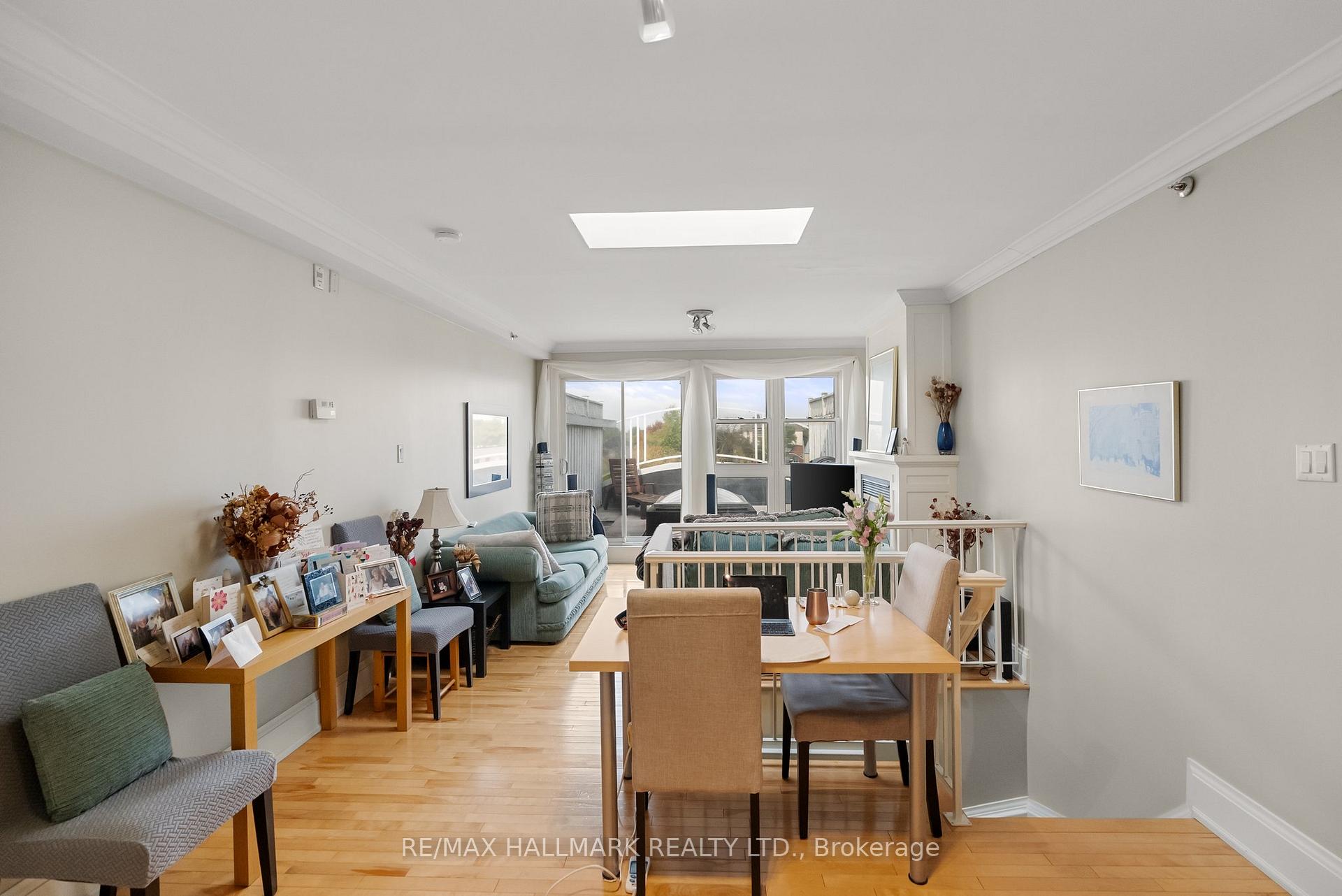 Photo 23 of 2151 Danforth Avenue, Toronto, East End-Danforth — HOMEH