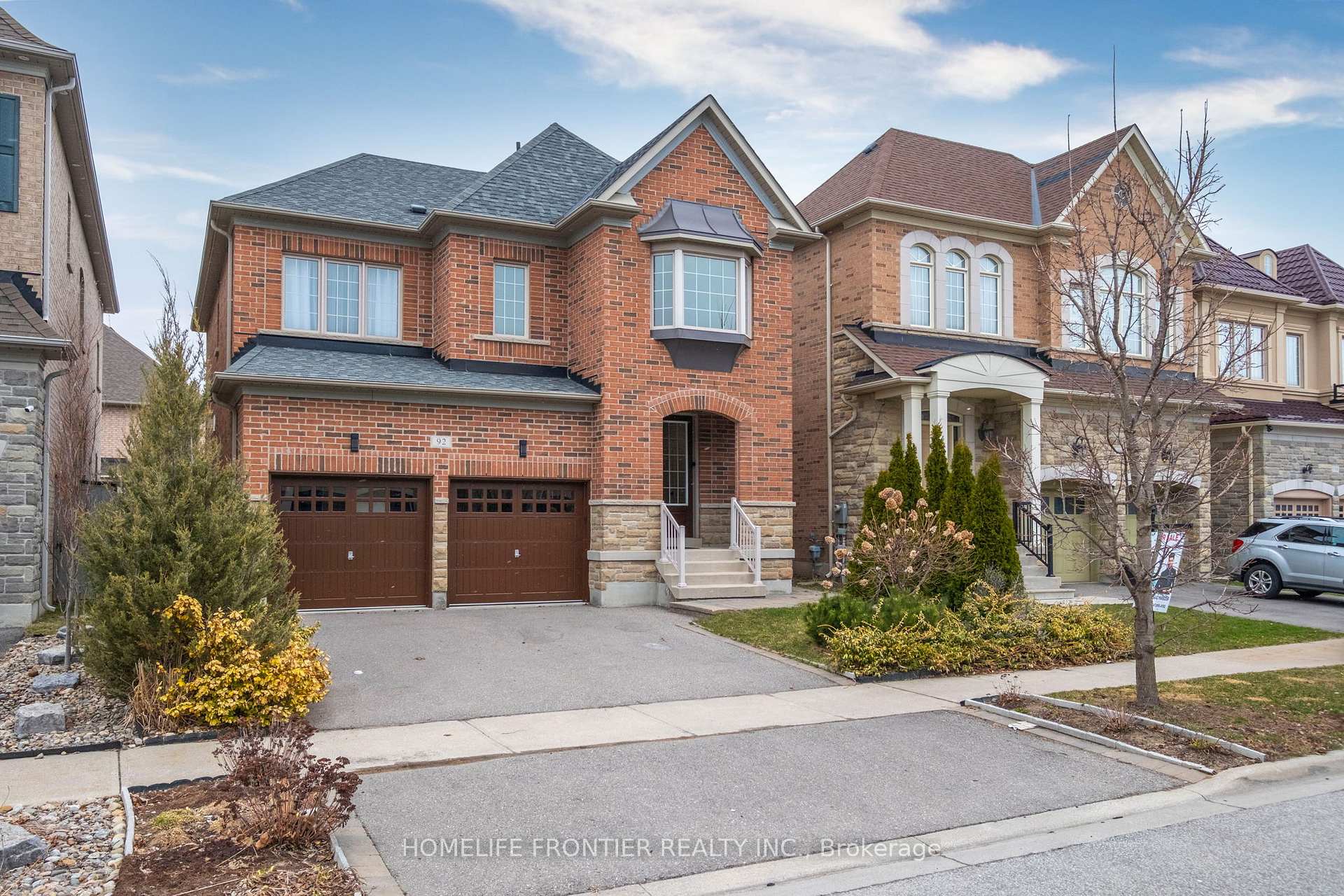 Front of 92 Wardlaw Place