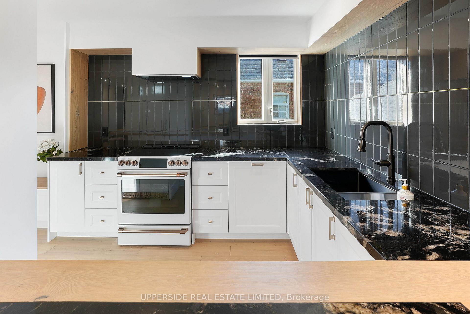 Photo 22 of 215 Ridley Boulevard, Toronto, Bedford Park-Nortown — HOMEH