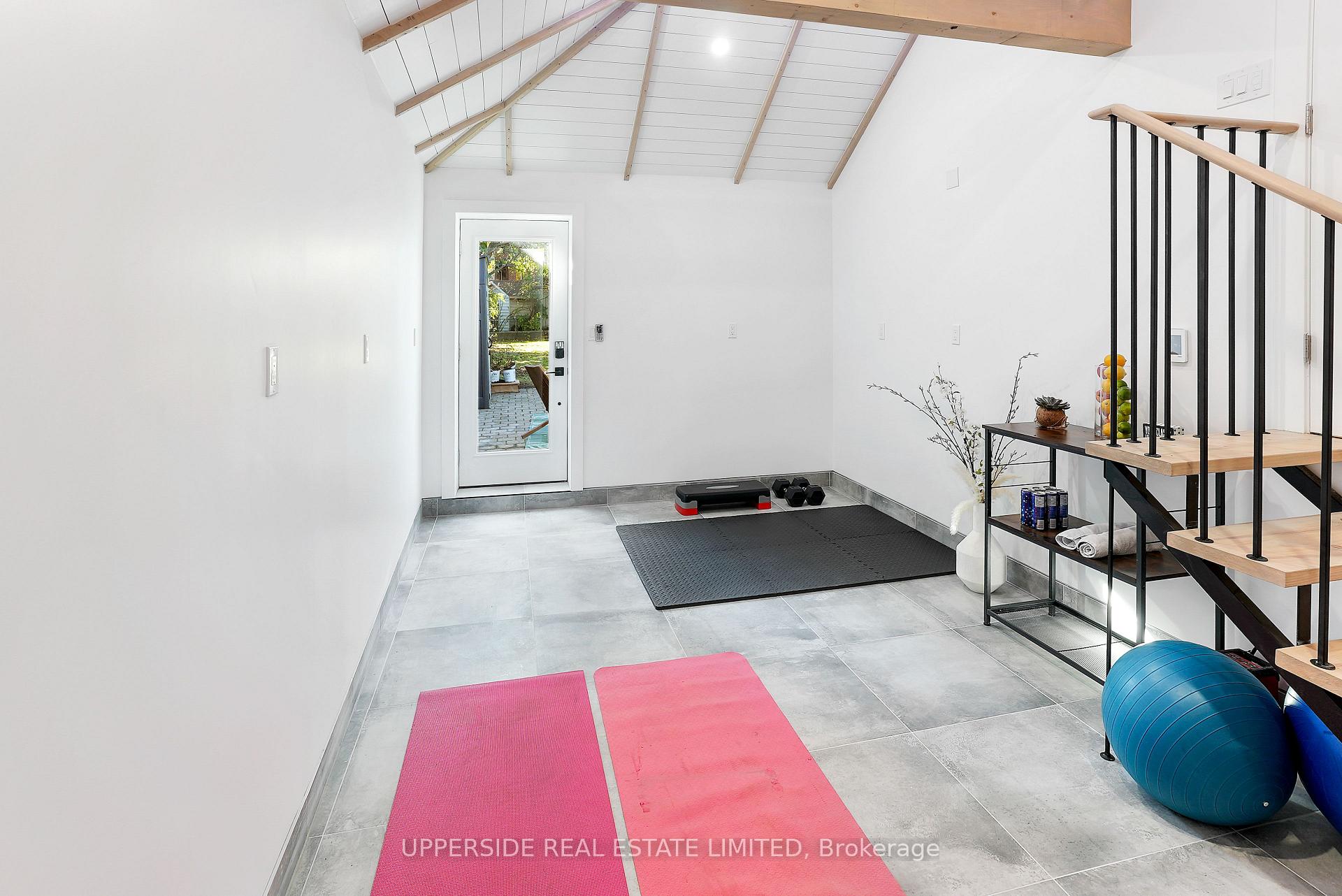 Photo 6 of 215 Ridley Boulevard, Toronto, Bedford Park-Nortown — HOMEH
