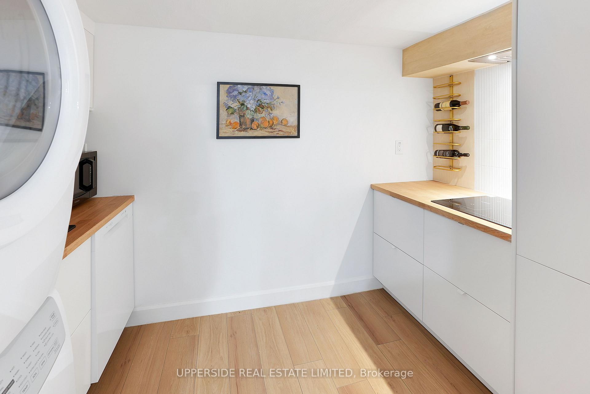 Photo 9 of 215 Ridley Boulevard, Toronto, Bedford Park-Nortown — HOMEH