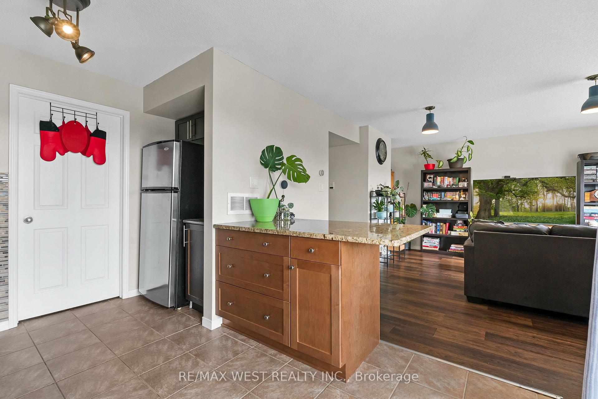 Photo 14 of Unit #15, 950 Highland Road W, Kitchener — HOMEH